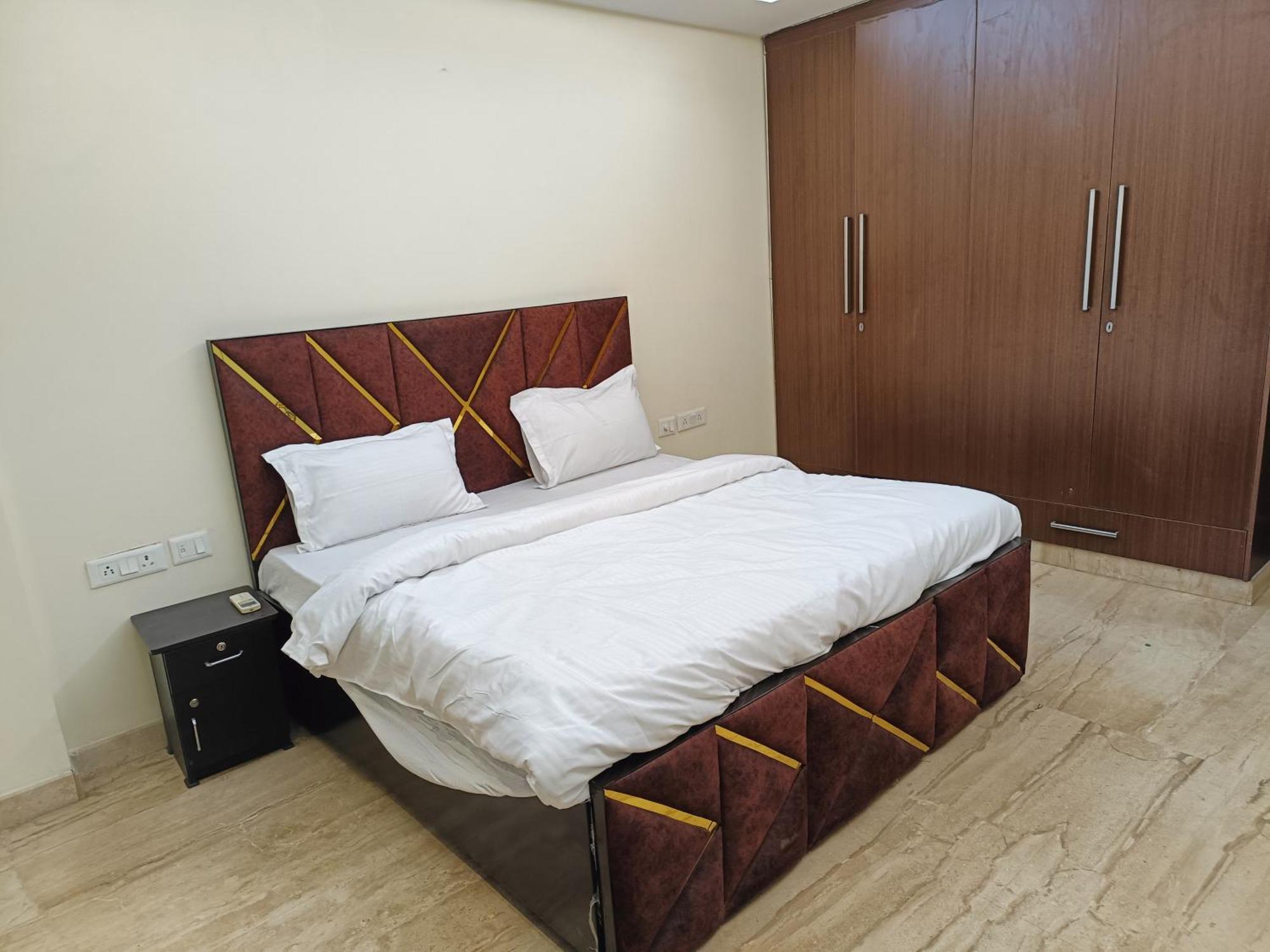 Greenleaf Apartment And Suites, Greater Kailash 1 Нью-Дели Экстерьер фото